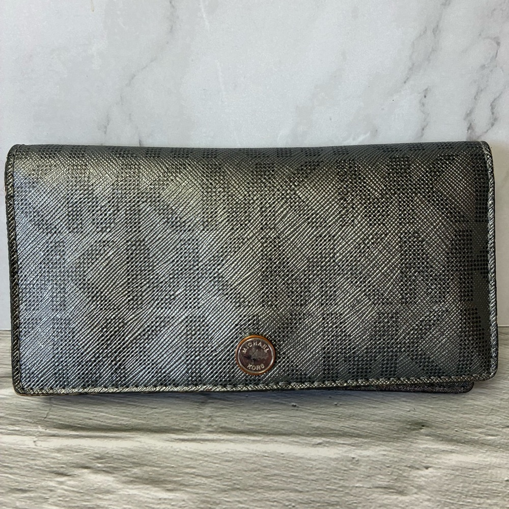 Michael Kors Silver/Grey Metallic Signature Bifold Coated Canvas Wallet